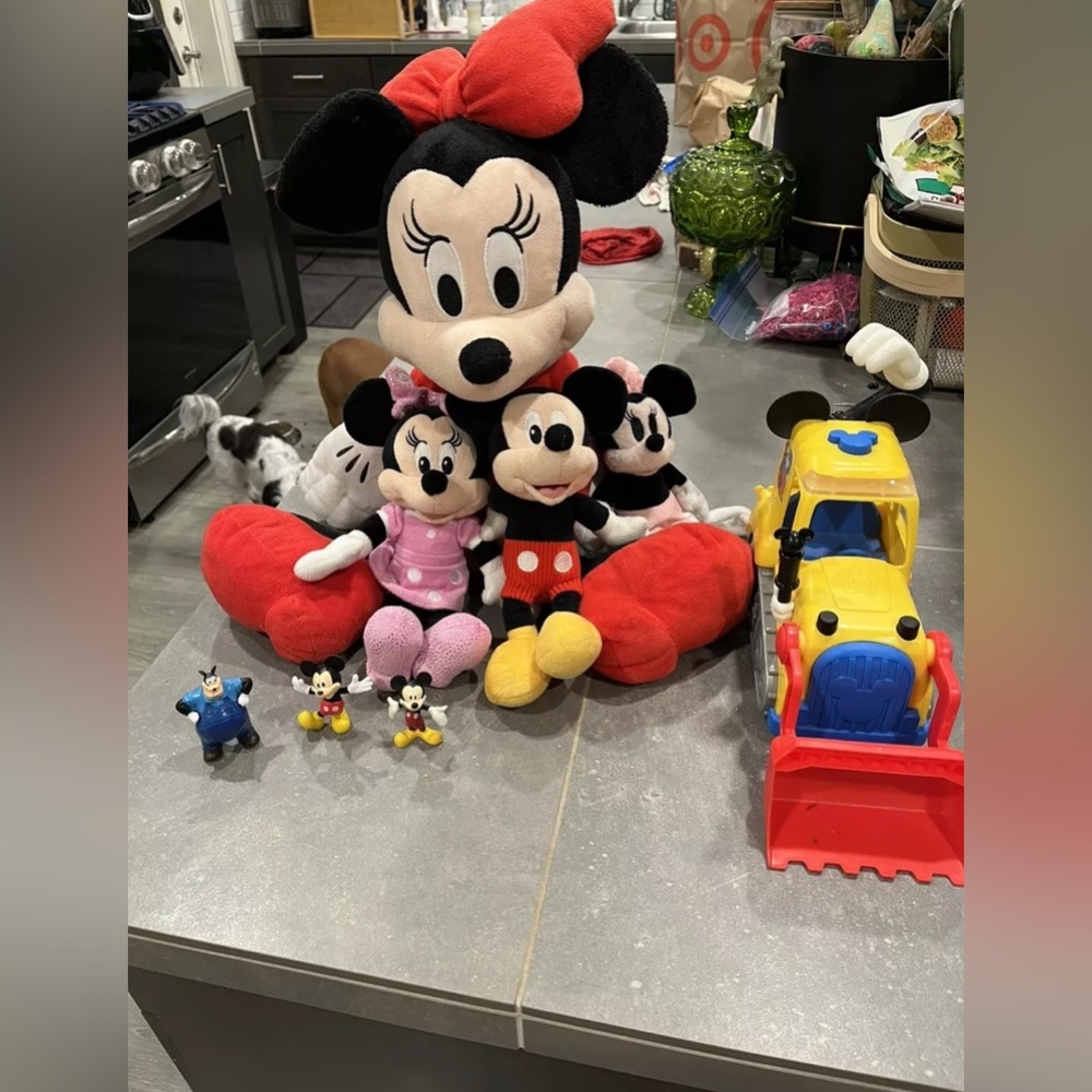 Minnie And Mickey Mouse Toy Lot With Plush